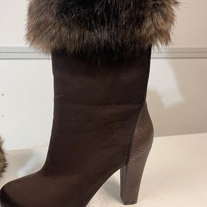 Sued half calf hill boot